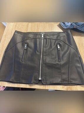 wild fable Black Faux Leather Zip Mini Skirt